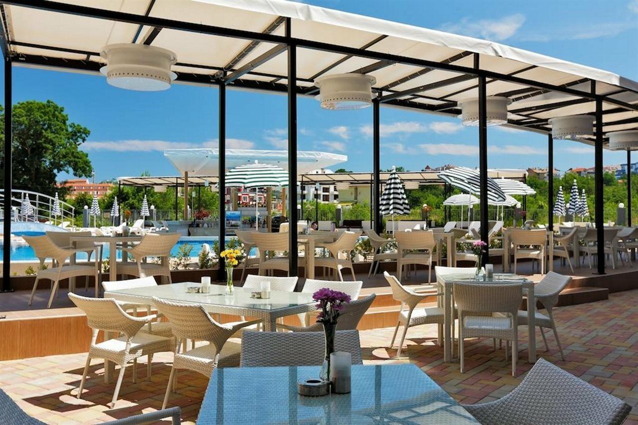 Emberli Aparthotel ロゼネッツ エクステリア 写真